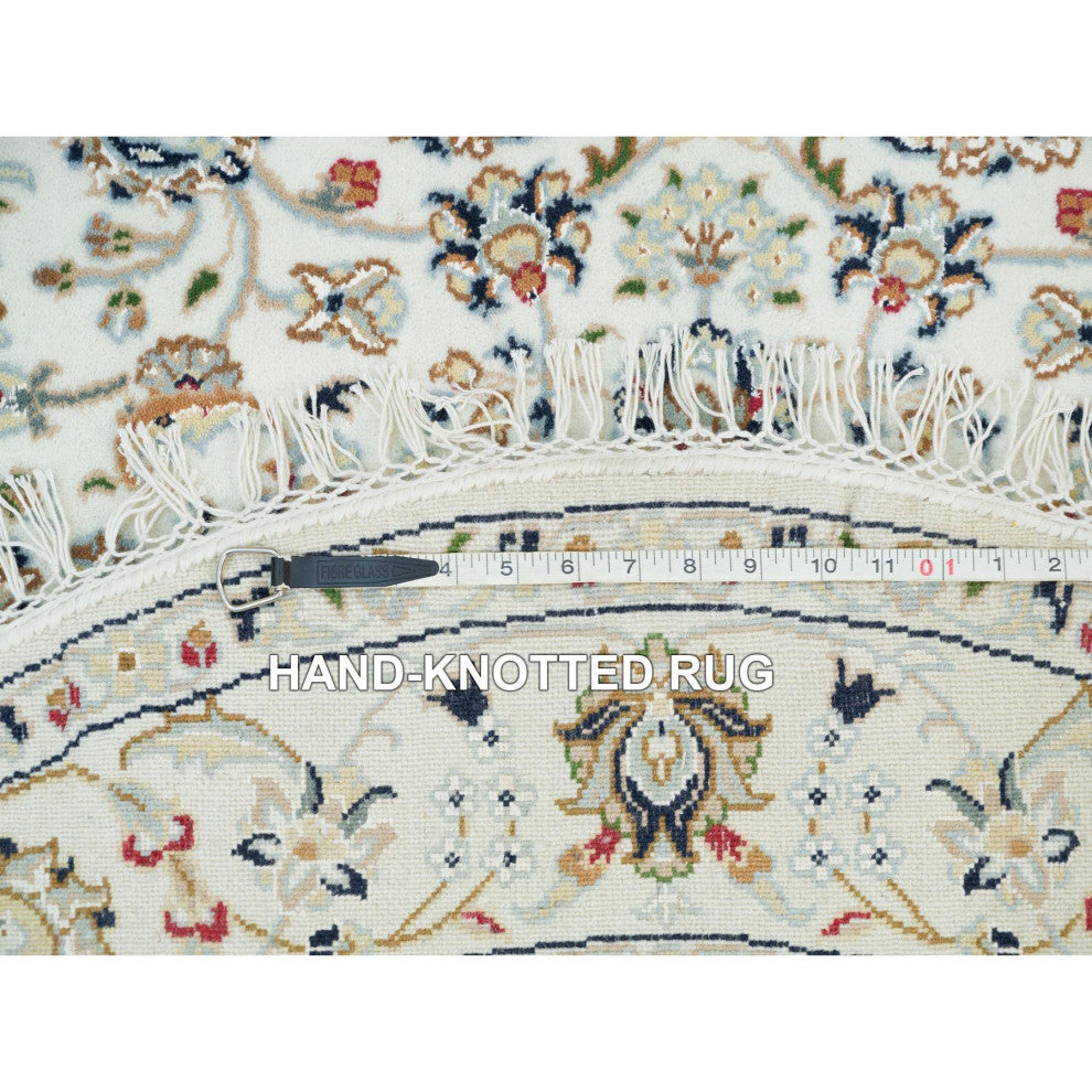 Powder White Nain Design 250 KPSI 100% Wool Hand Knotted Round Rug 3'9"x3'9"