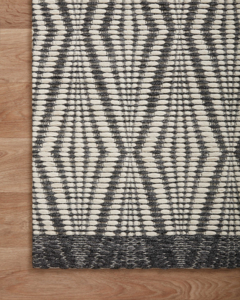 Loloi Kenzie Ivory / Charcoal 5'-0" x 7'-6" Area Rug