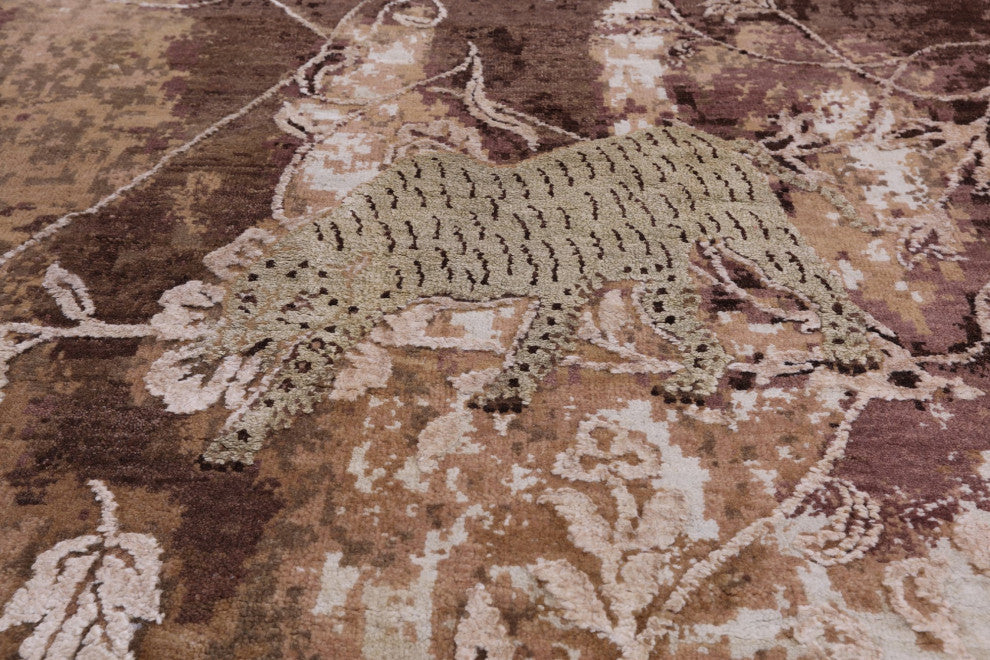 Hand Knotted Modern Wildlife Wool and Silk Rug 8' 2" X 10' 2" Q7085