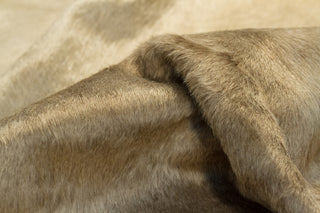 6'x7' Geneva Cowhide Rug, Gold