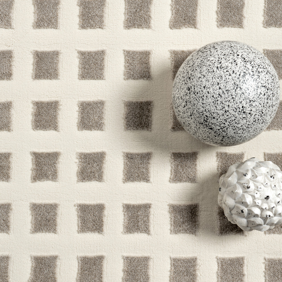 Nuloom Daleyza Checkered Washable Rug, Cream 6' Round