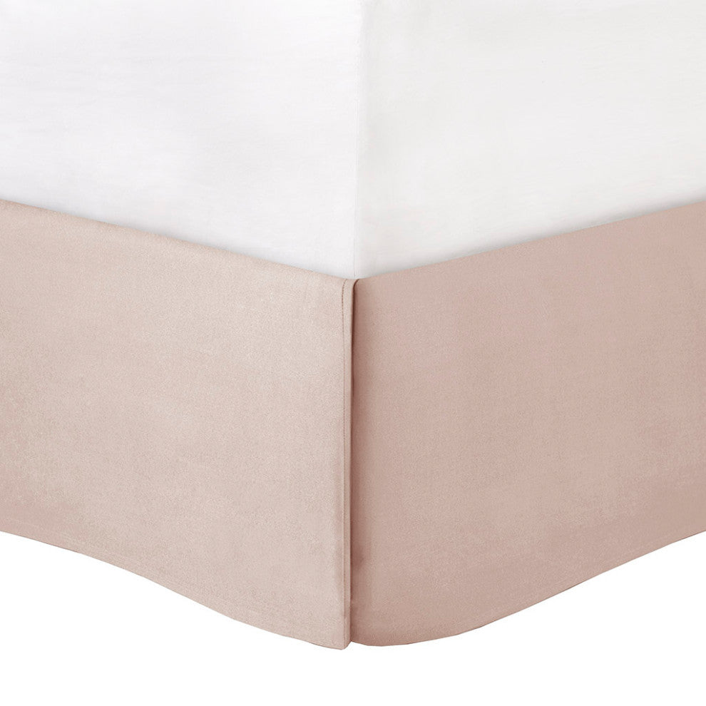 Madison Park Laurel 7 Piece Tufted Comforter Set in Blush