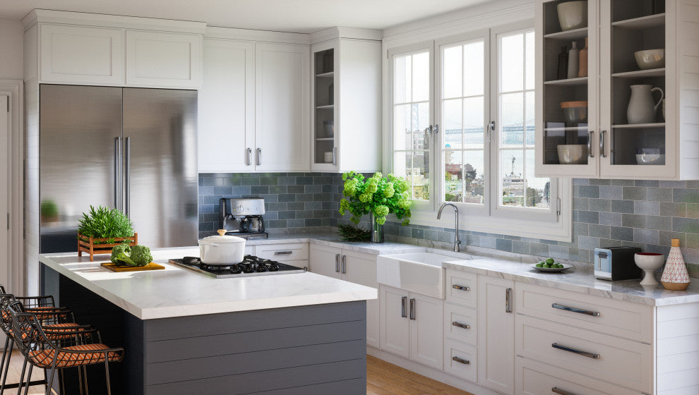 Luxury 33-Inch SOLID Fireclay Farmhouse Sink in White with Accs, Flat Front