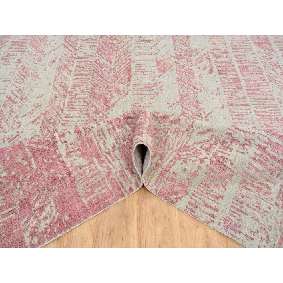 Rose Pink All Over Design Wool and Art Silk Jacquard Hand Loomed Rug, 10'x14'