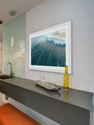 Majestic Wave Framed Print, 91x61 cm