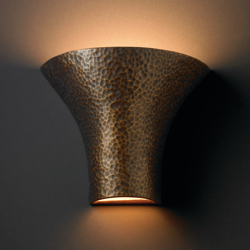 Ambiance Round Flared, Open Top/Bottom Sconce, Hammered Brass, E26