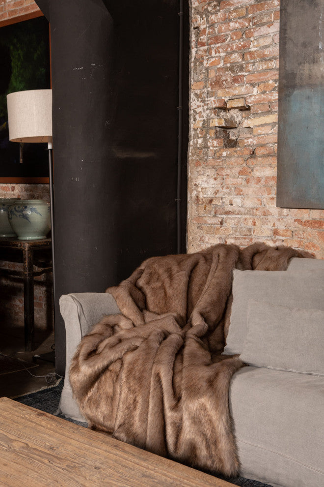LUZIO Sable Vegan Faux Fur Rug/Throw 55.1x78.7