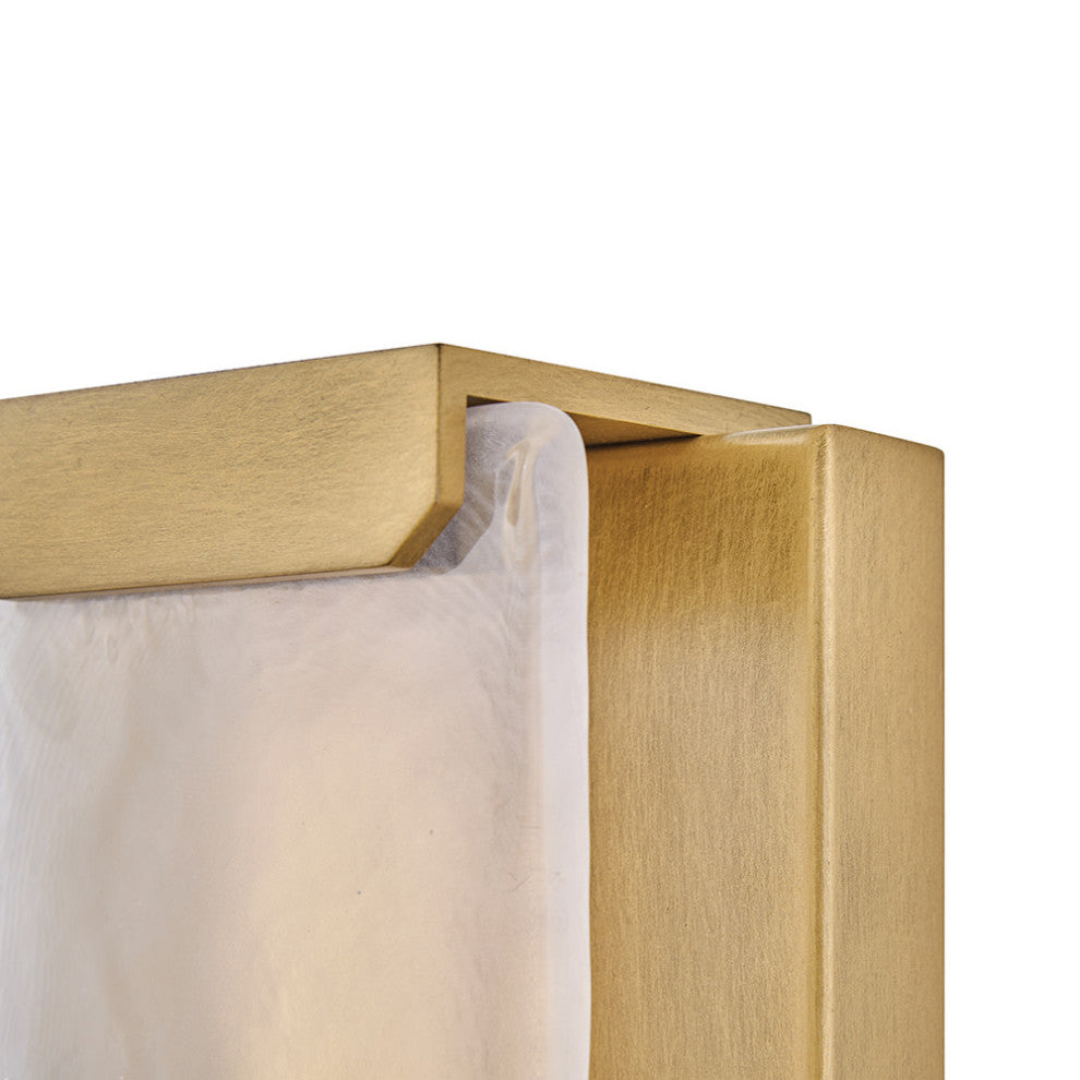 Hinkley Zayde Medium Wall Mount Lantern, Heritage Brass