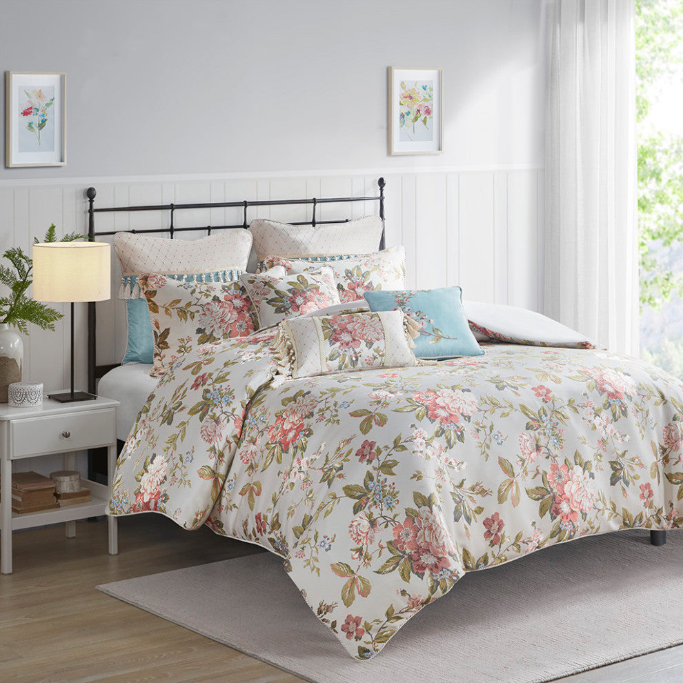 Madison Park Signature Carolyn Traditional Cottage Floral Comforter Set, King