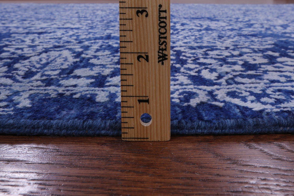 6' 0" X 9' 5" Wool & Silk Persian Hand Knotted Rug - Q15524