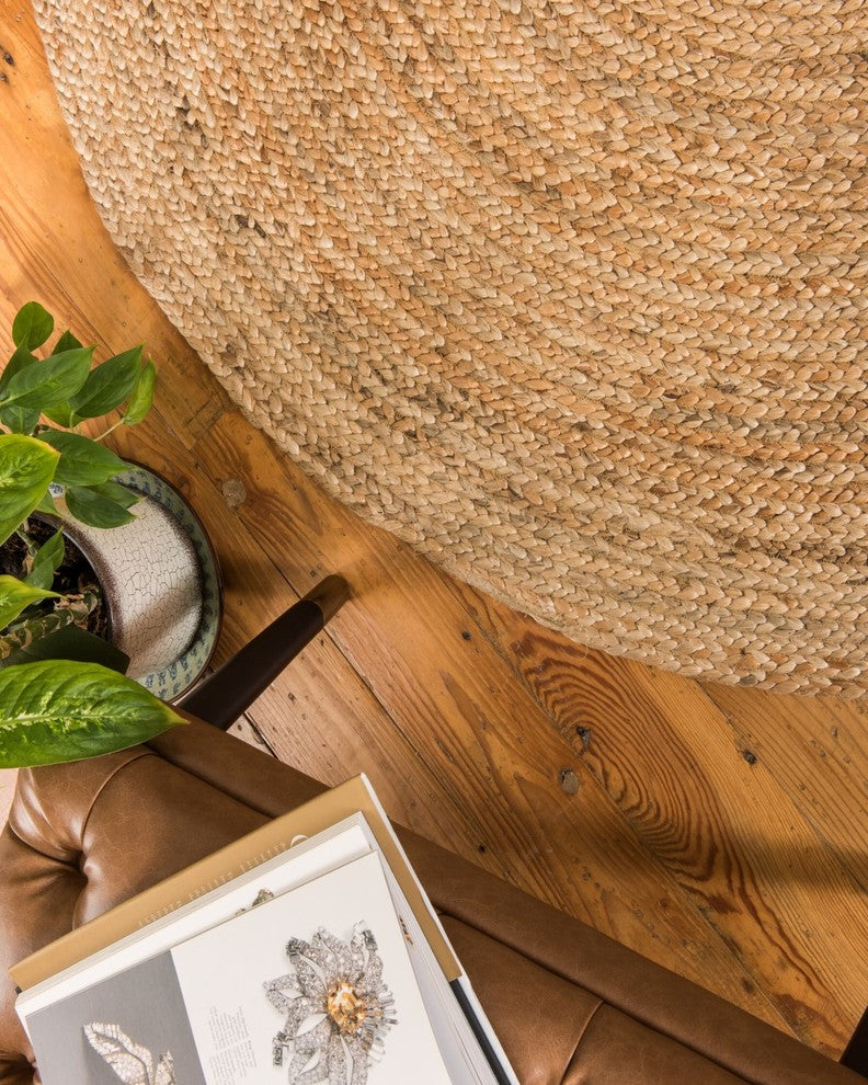 Elsinore Hand-Braided Natural jute Round Contemporary Area Rug, 10' X 10'