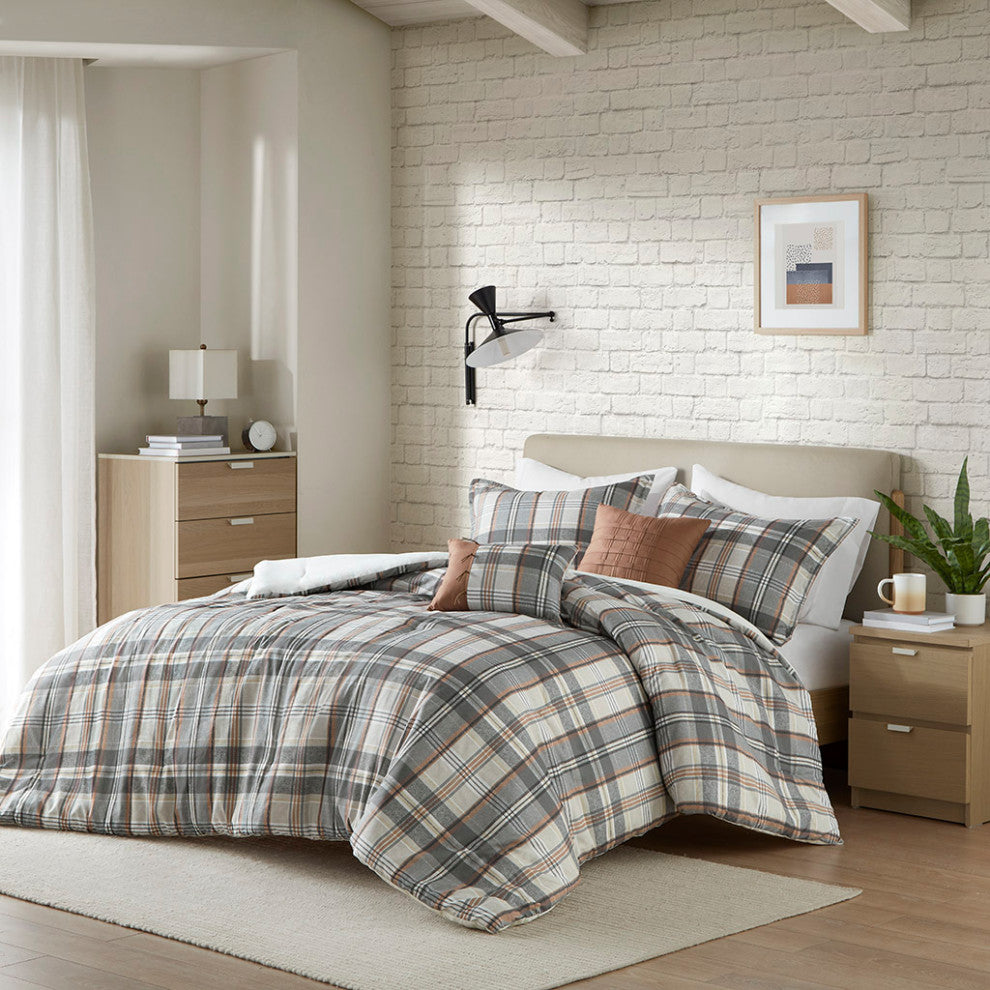 Intelligent Design Blake Plaid Comforter Set, Tan/Gray