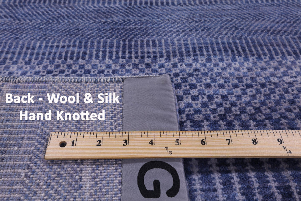 5' 10" X 9' 3" Hand Knotted Savannah Grass Wool and Silk Rug Q11926