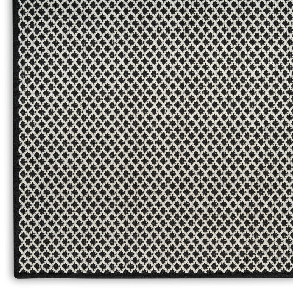 Nourison Courtyard 6' x 9' Black White Modern Rug