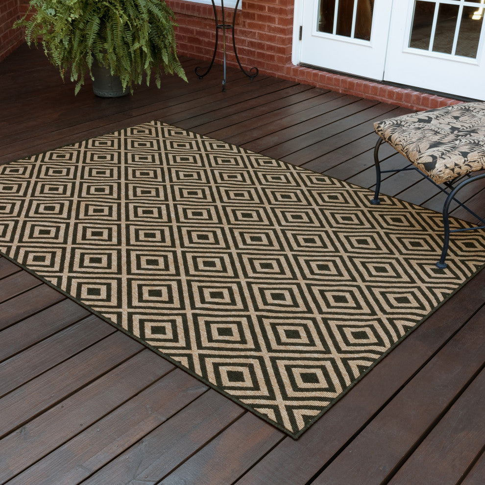 Martinique Dimond Lattice Black/ Tan Indoor/Outdoor Area Rug, 3'7"x5'6"