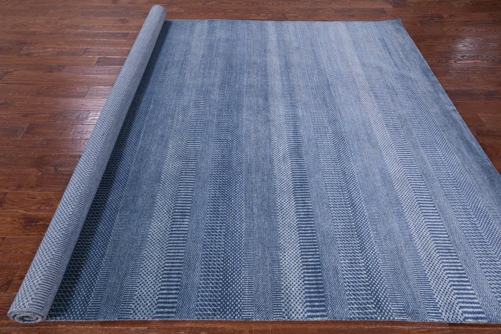 8' 2" X 10' 0" Savannah Grass Hand Knotted Wool and Silk Rug Q11433