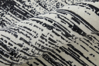 Eshwar R8928 Modern/Industrial/Global Rug, Black/White, 10'x14'
