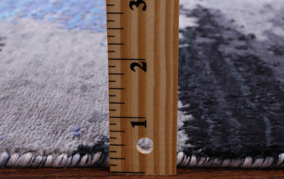 7' 10" X 9' 11" Wool and Silk Modern Handmade Rug Q7230