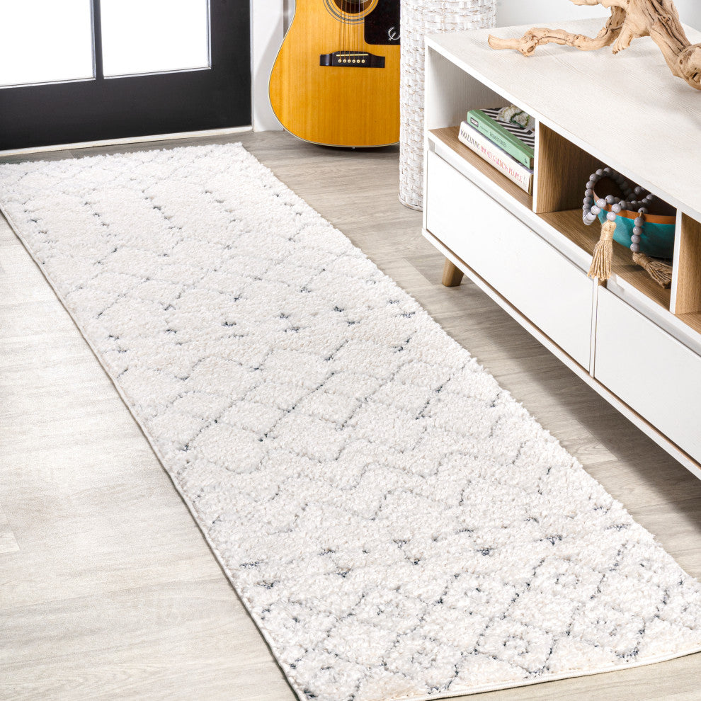 Pia Moroccan Trellis Plush Carved Cream/Gray 2'x8' Runner Rug