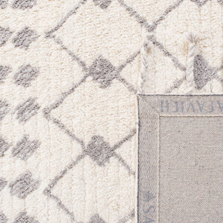 Safavieh Casablanca CSB203G Rug, Ivory/Silver, 2'3" X 8'