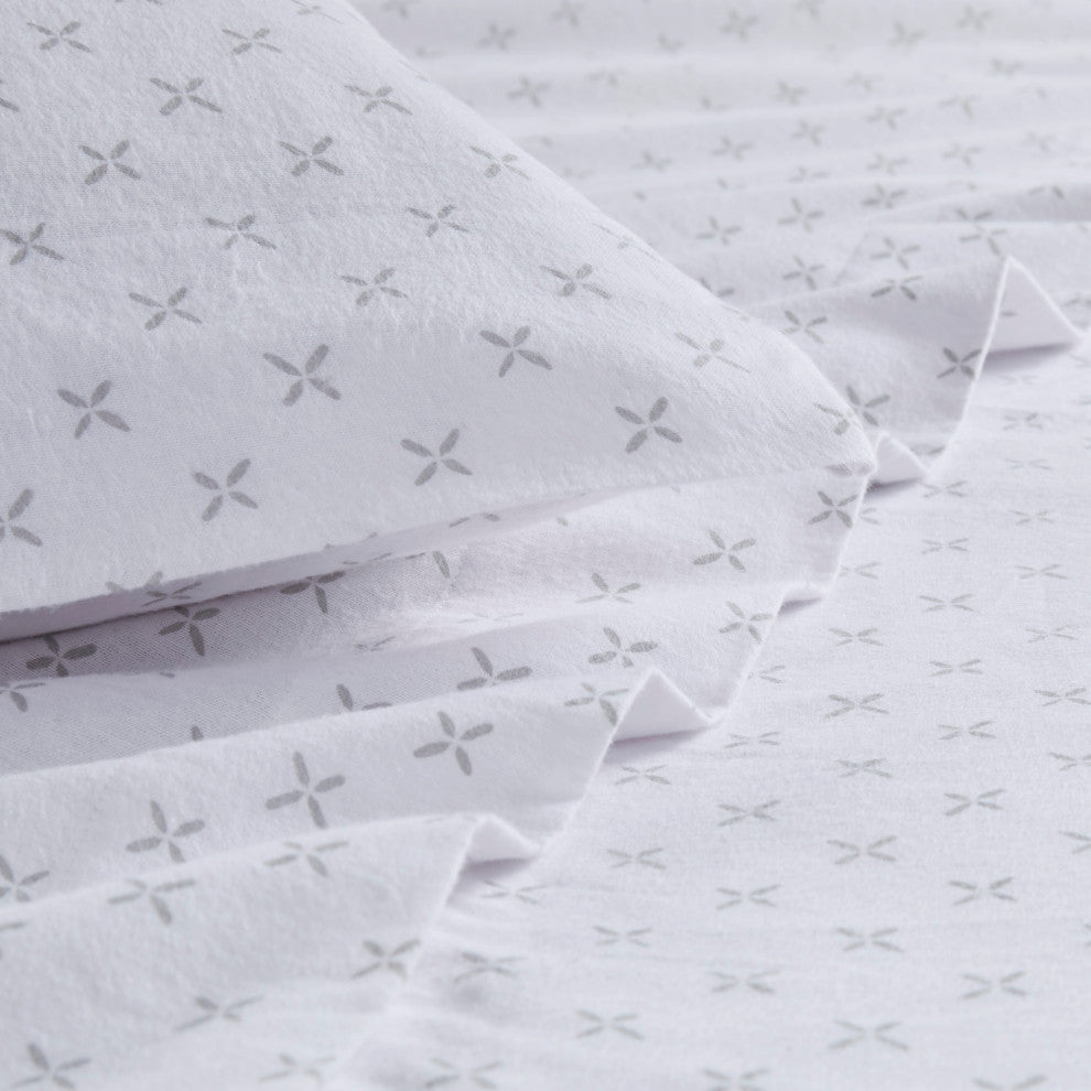 Beautyrest Oversized Flannel 4 Piece Sheet Set, Grey Petals