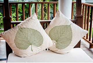 Leaf Study Indoor/Outdoor Throw Pillow, Scallion, 18"x18"