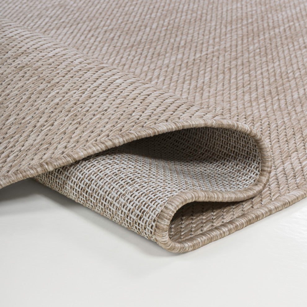 Evan Modern Rustic Organic Curve Indoor/Outdoor Shaped Area Rug