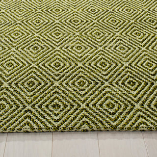 Safavieh South Hampton Sha245B Solid Color Rug, Green, 8'0" X 11'0"