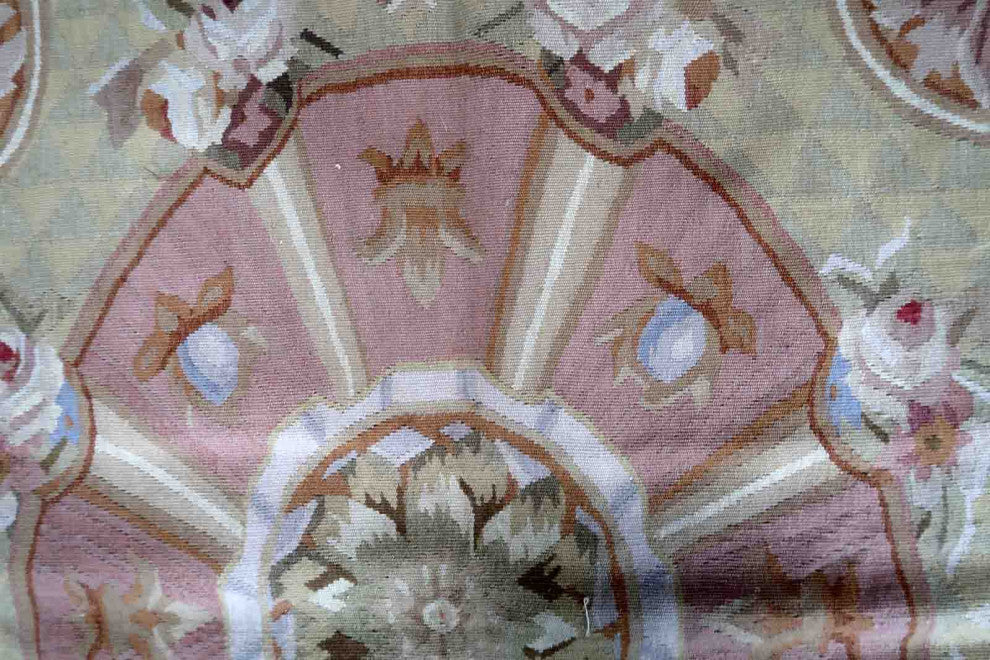 Handmade Vintage French Aubusson Rug 7.7'x10.2', 237cmx313cm 1970s