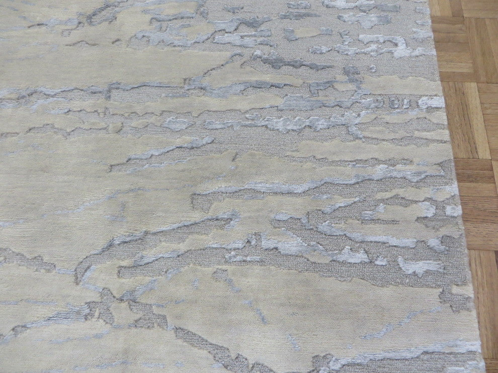 6'2x8'11 Hand Knotted Ivory Gray Modern Wool & Silk Oriental Rug