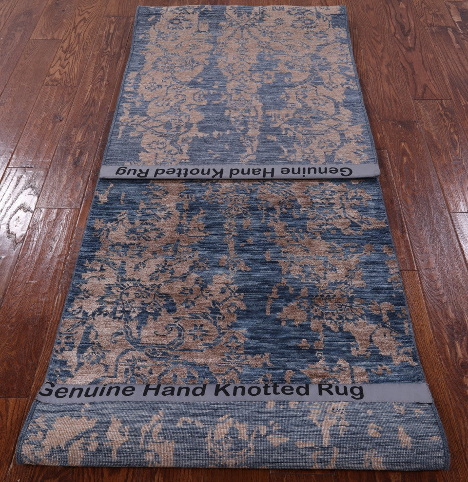 Runner Wool and Silk Persian Modern Hand-Knotted Rug 2' 8" X 9' 11" Q6305