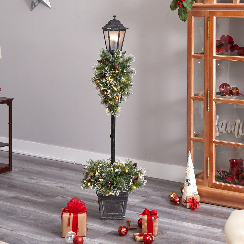 D1033 5 Holiday Pre-lit Decorated Lamp Post With Artificial Christmas Greenery