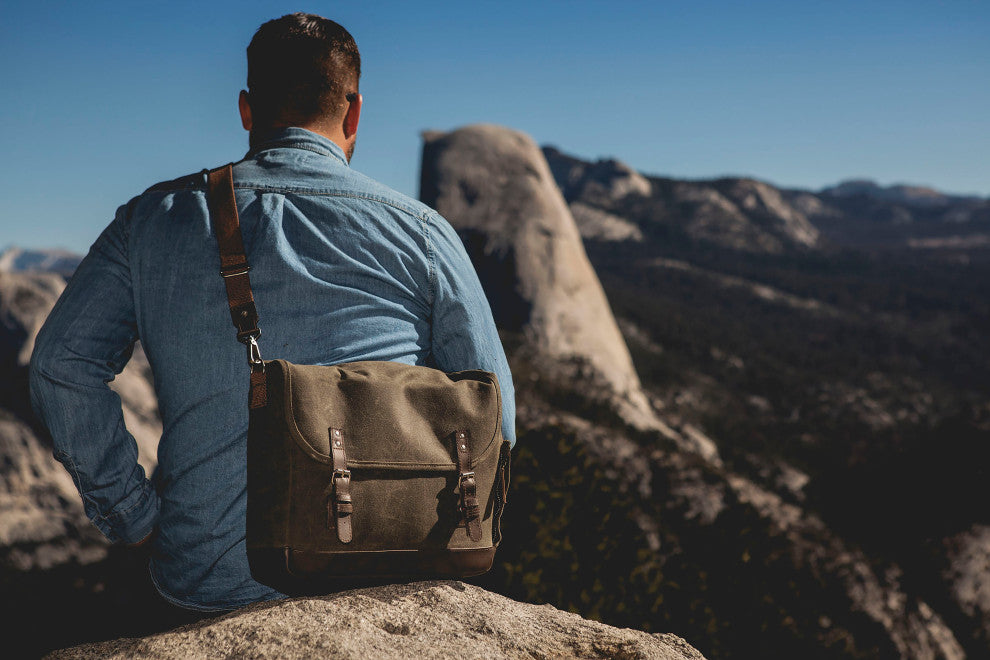 Adventure Wine Tote - Green