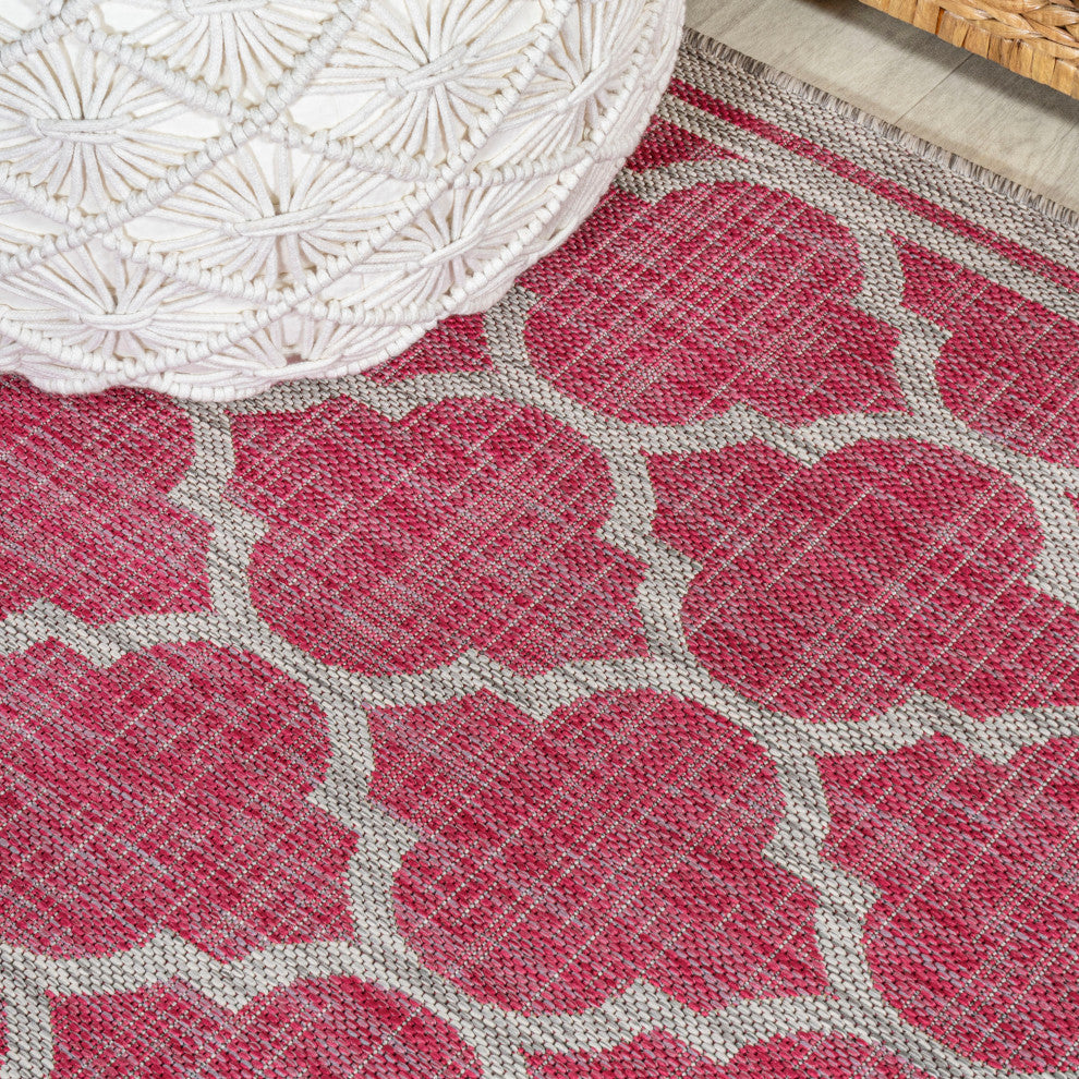 Trebol Moroccan Trellis Textured Weave Indoor/Outdoor, Fuchsia/Light Gray, 2x10