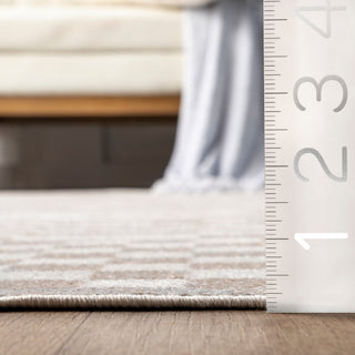 Nuloom Nikita Faded Geometric Machine Washable Area Rug, Beige 2'8"x6'