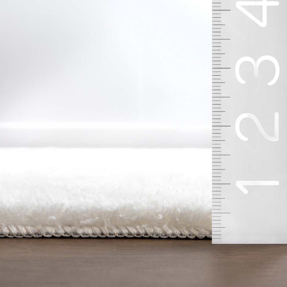 nuLOOM Loni Solid Machine Washable Shag Area Rug, White, 6'round