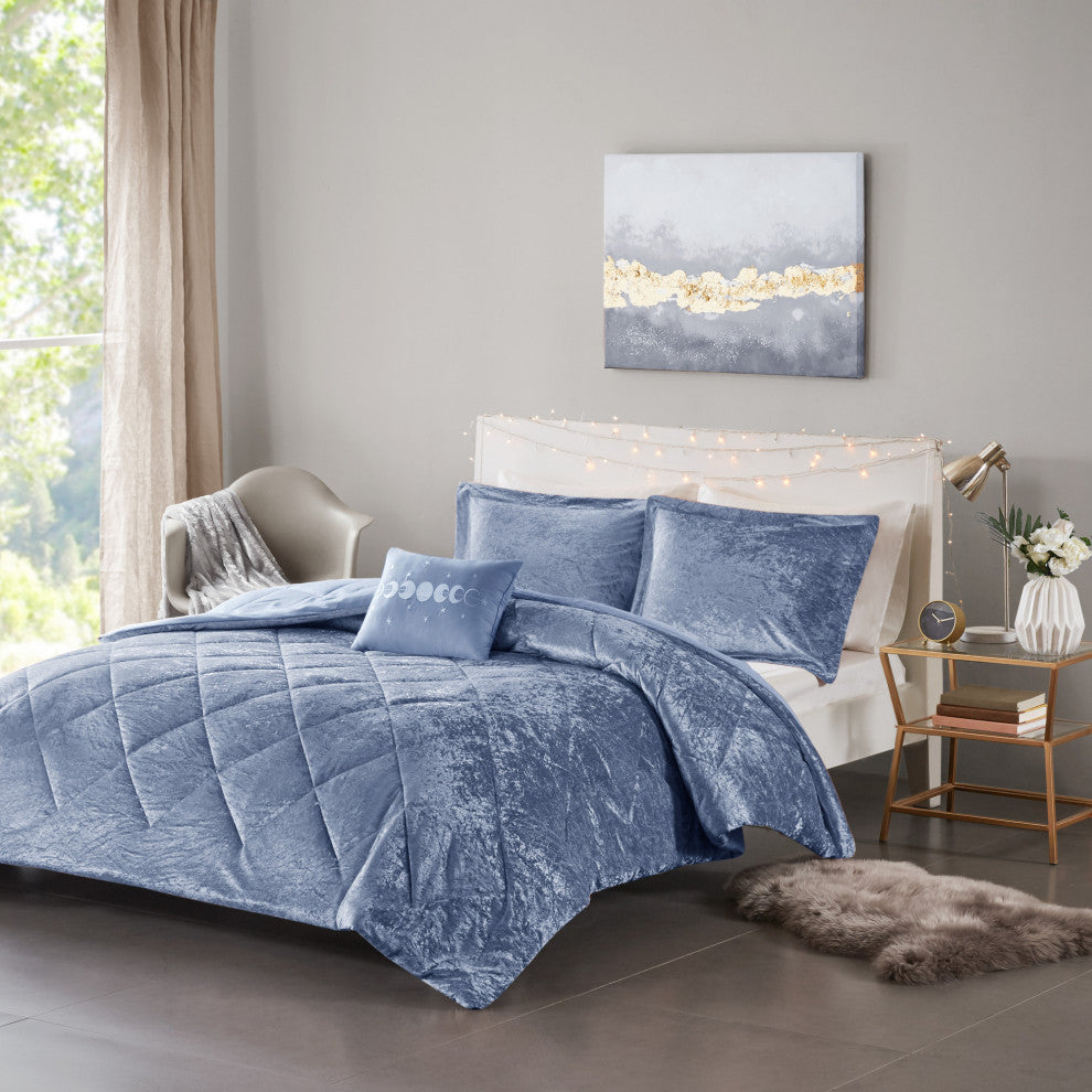 Intelligent Design Felicia Crushed Velvet 4-Piece Comforter Set
