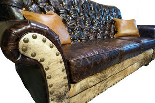 "Medina" 3 Cushion Tufted Sofa