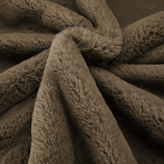 Heavy Faux Fur Throw, Chocolate, 60"x80"