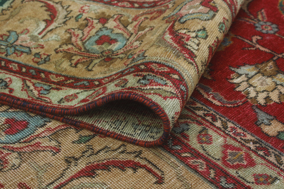 Fine Vintage Distressed Gary Red/Beige Rug, 9'7 x 12'4