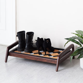 Single-Tier Brown Stand With 2-Pair Rubber Boot Tray Mt. Tam