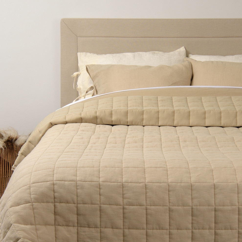 Linen and Cotton Diamond Quilt, Natural, Twin