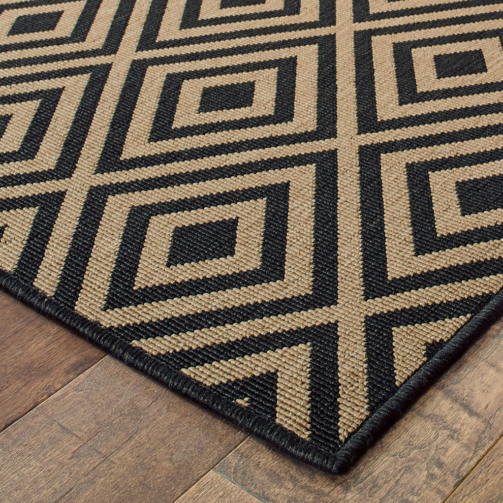 Martinique Dimond Lattice Black/ Tan Indoor/Outdoor Area Rug, 3'7"x5'6"
