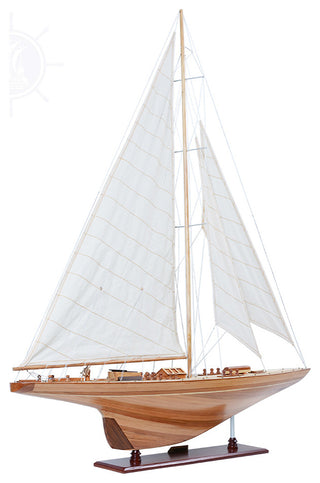 Endeavour 40 Boat Model Display