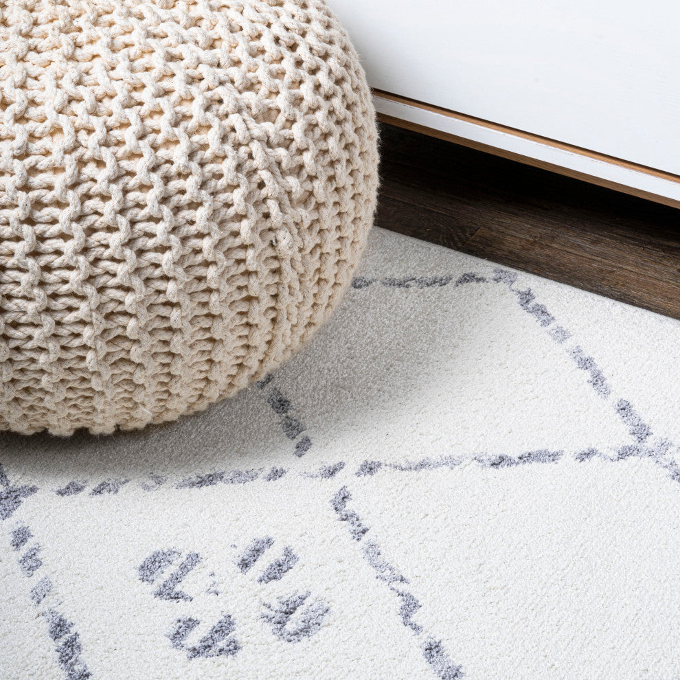 Izil Moroccan Geometric Diamond Ivory/Light Gray 2 ft. x 10 ft. Runner Rug