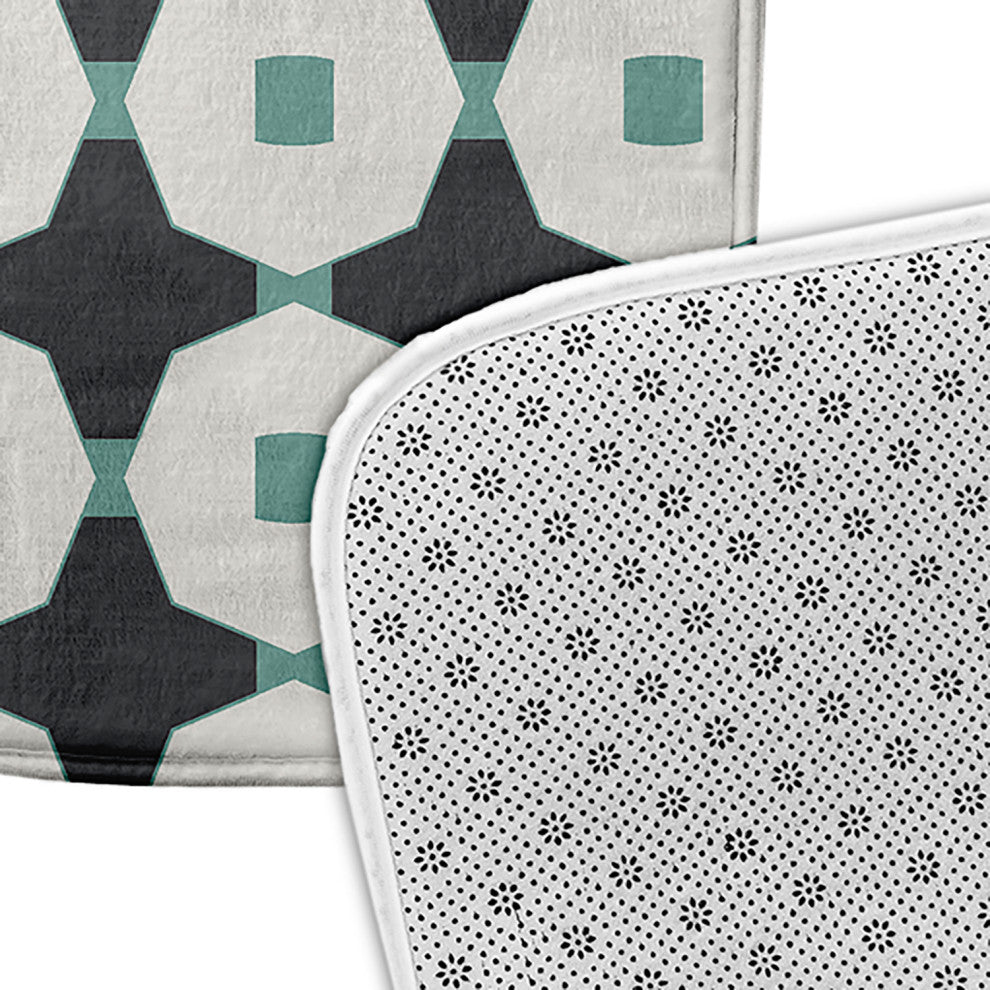 24" x 17" Button Up Bathmat, Pepper