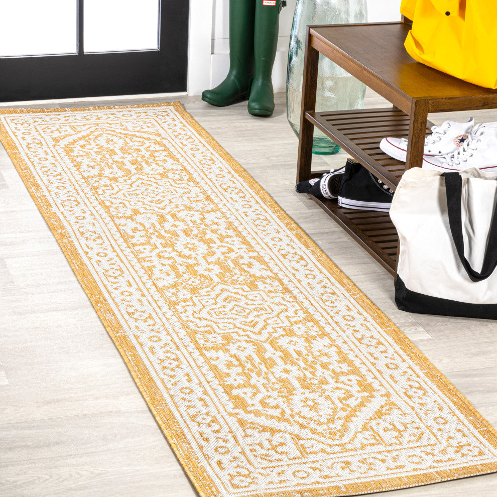 Sinjuri Medallion Textured Weave Indoor/Outdoor, Yellow/Cream, 2x10