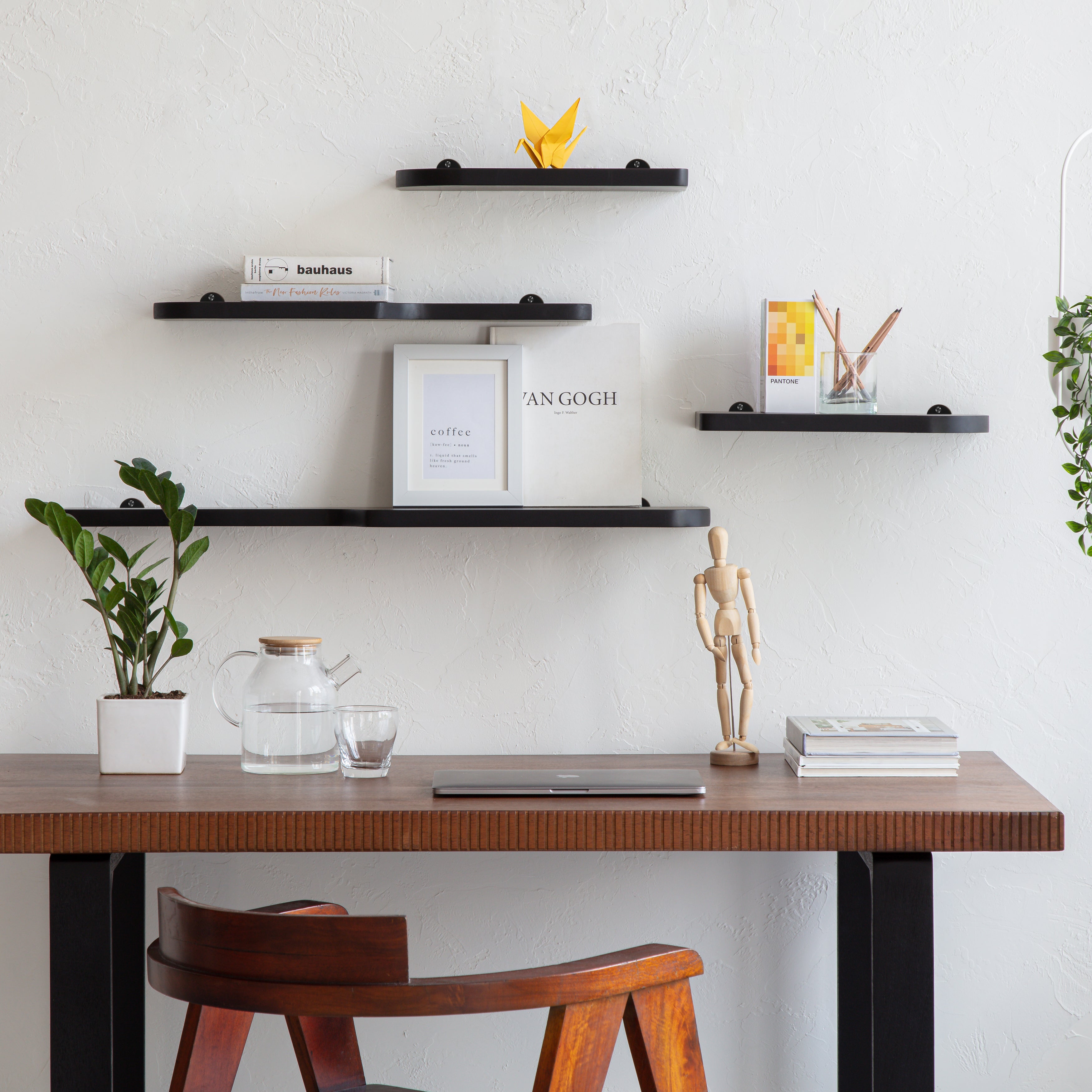 Dale Set of 4 Wall Mounted Shelves, Black