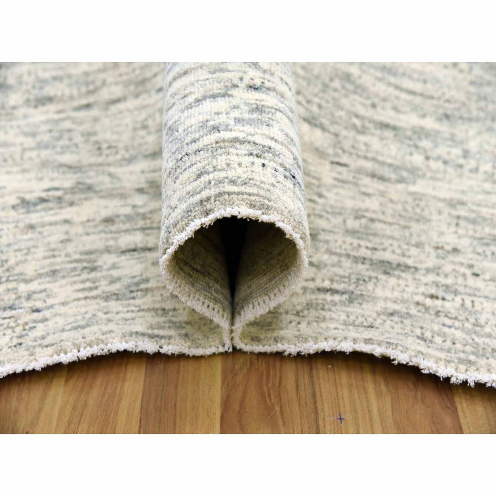Beige, Hand Knotted, Wool Organic Salt and Pepper Design Rug, 8'0"x10'1"
