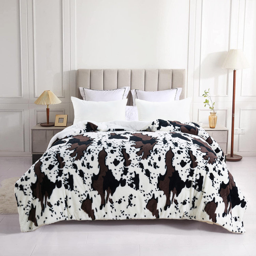 Cow Flowers Faux Fur and Sherpa Blanket, Queen